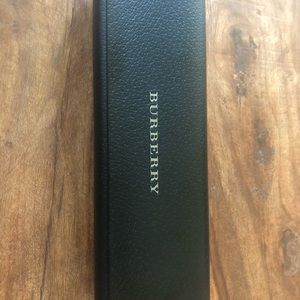 Burberry Sunglass Case with Sealed Cloth